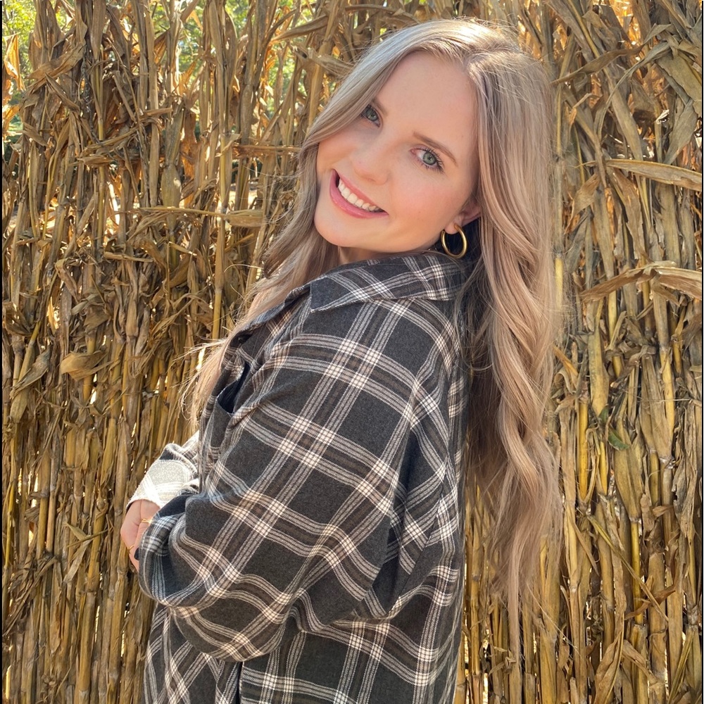 Meet your Posher, Avery